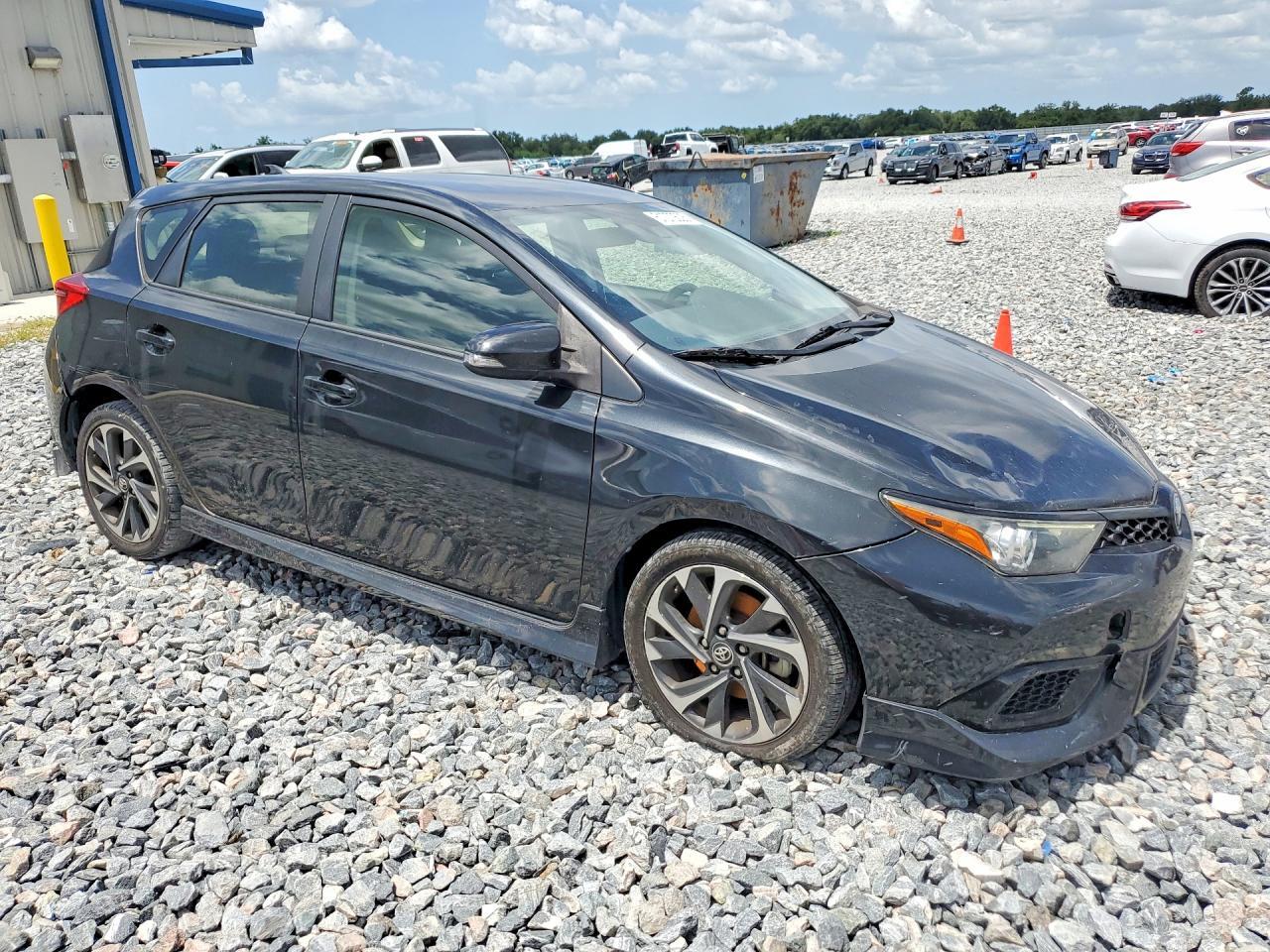 2017 Toyota Corolla Im Base - Фото 4