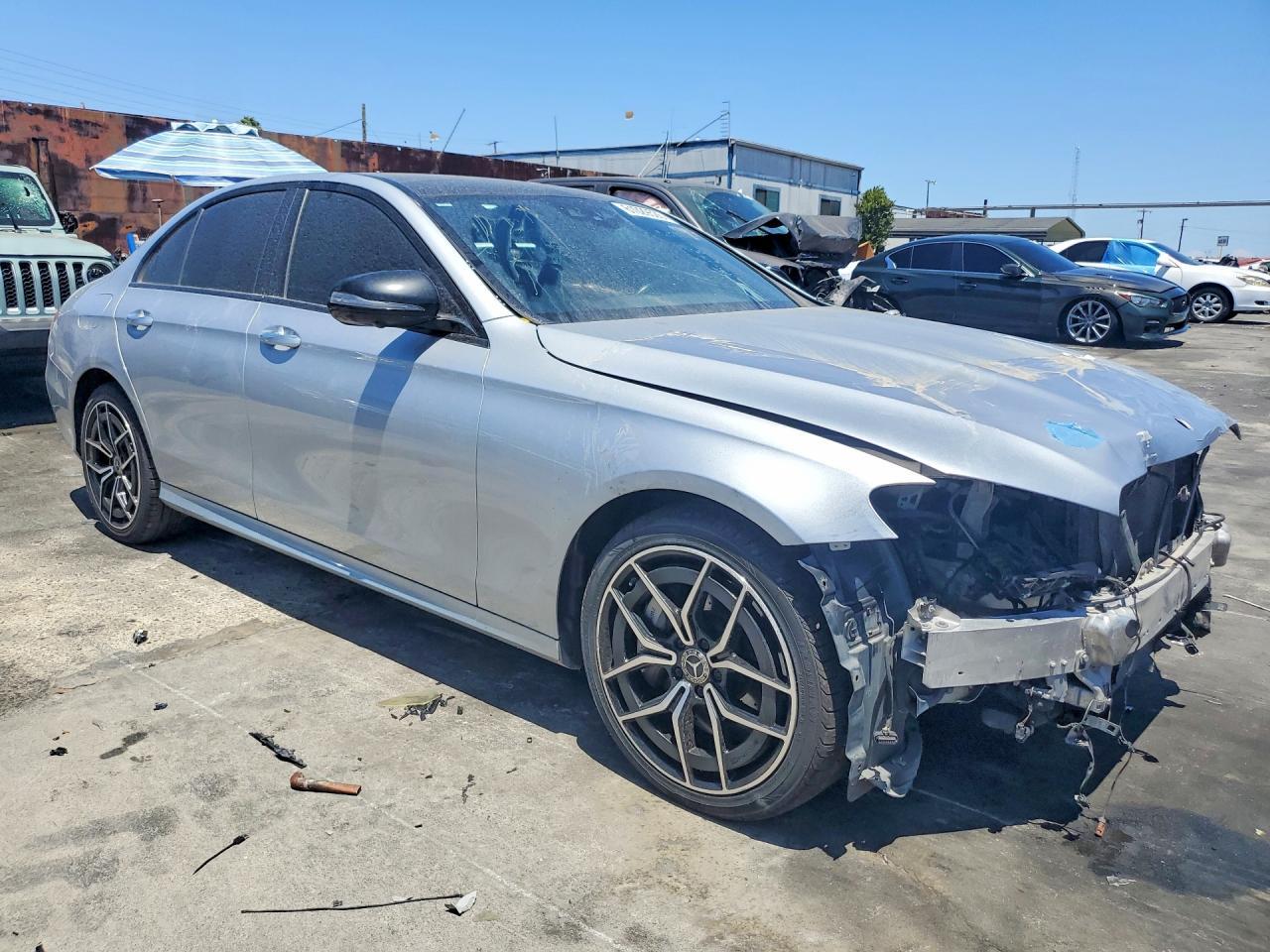 2022 Mercedes-Benz E 350 4Matic - Фото 4