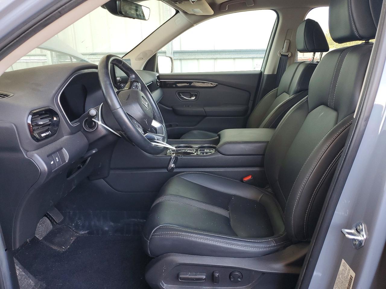2025 Honda Pilot Touring - Image 7