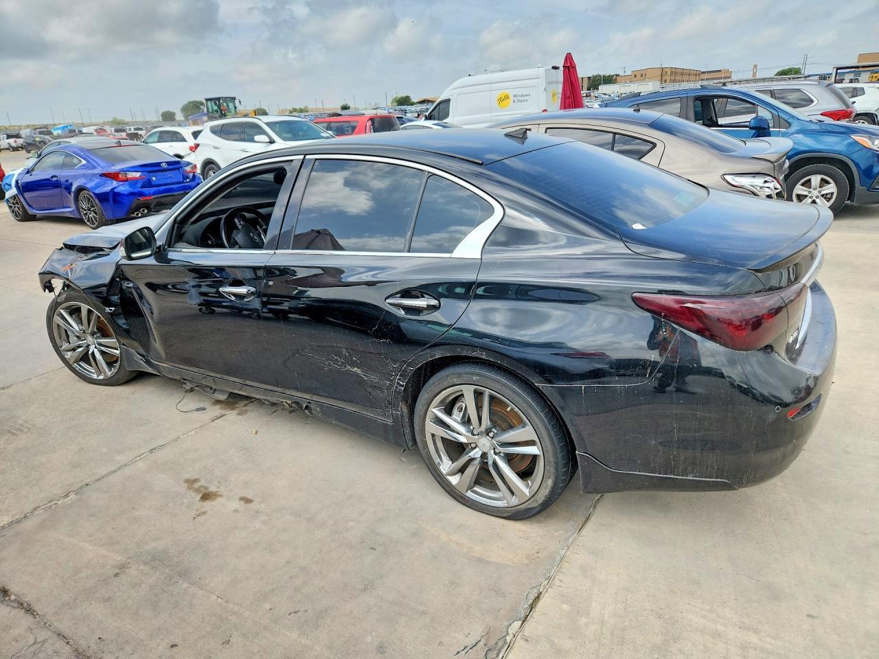 2014 Infiniti Q50 Sport - Image 2
