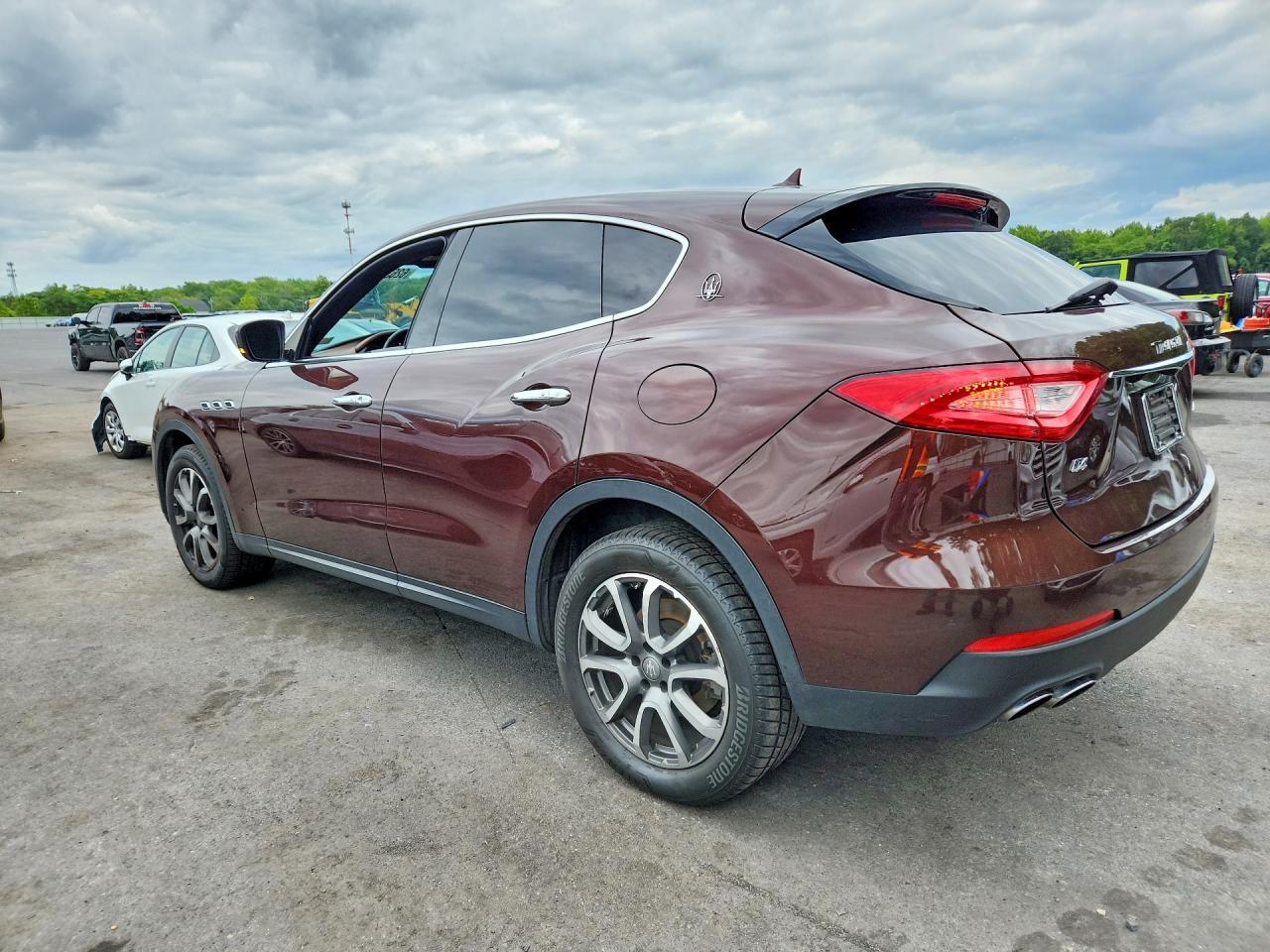 2017 Maserati Levante - Фото 2