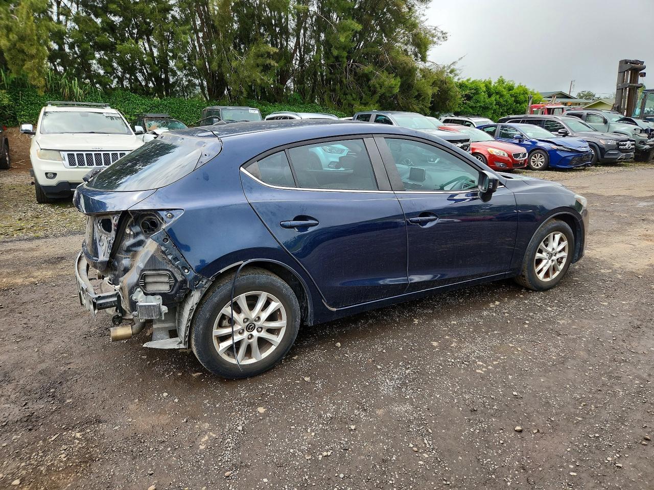 2015 Mazda 3 Touring - Image 3