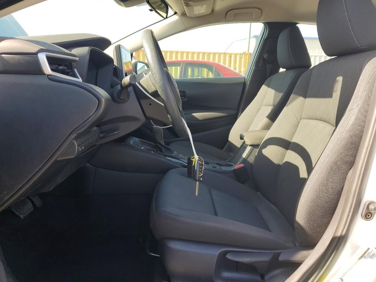 2025 Toyota Corolla Le - Фото 7