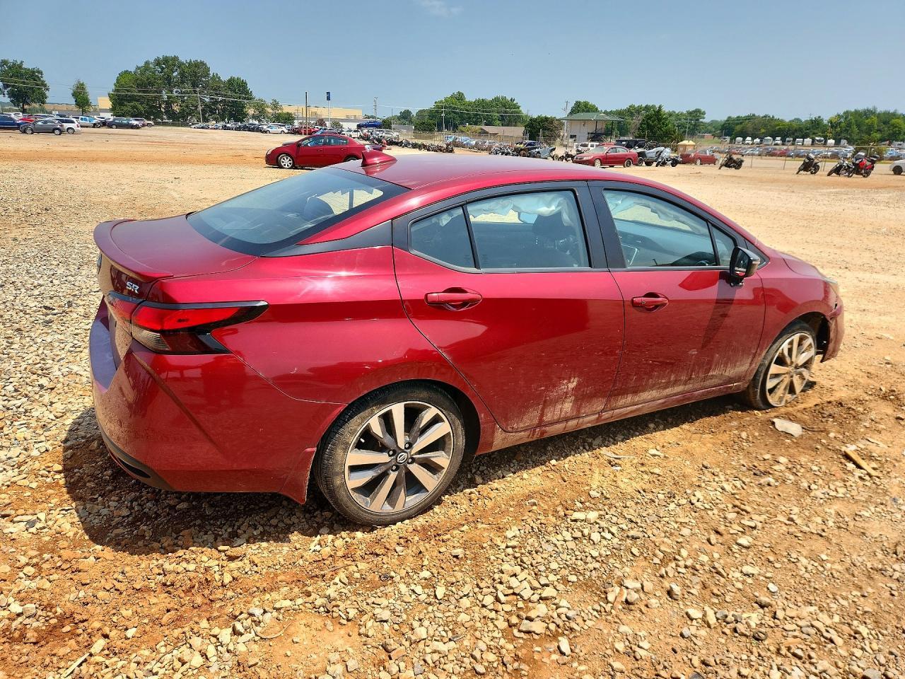 2020 Nissan Versa Sr - Фото 3