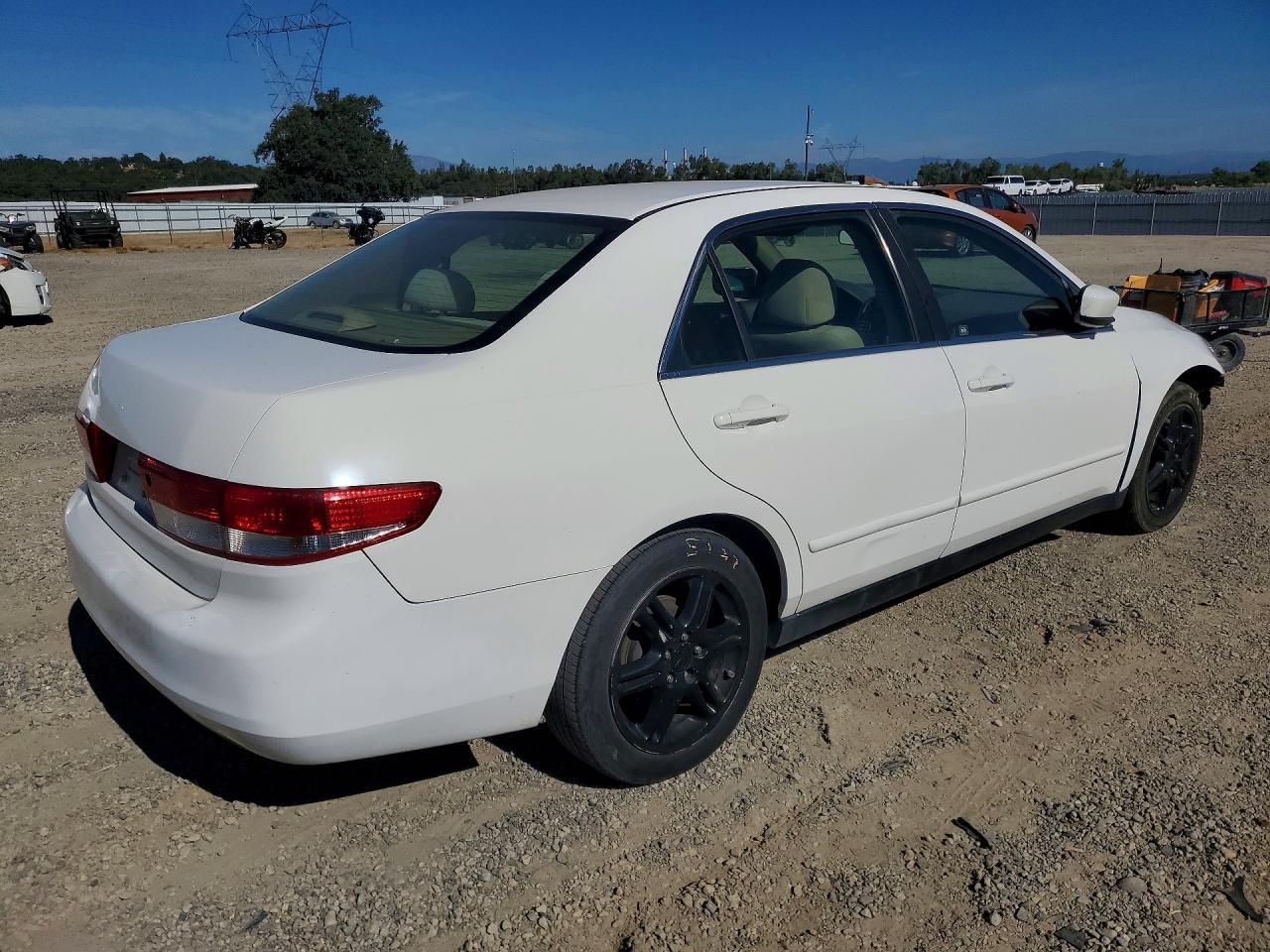 2003 Honda Accord Lx - Фото 3