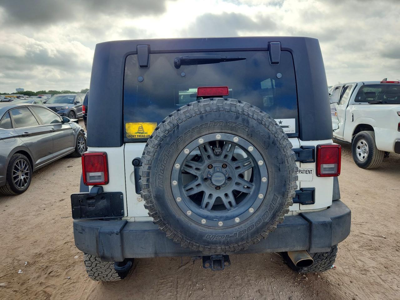 2010 Jeep Wrangler Unlimited Sport - Фото 6