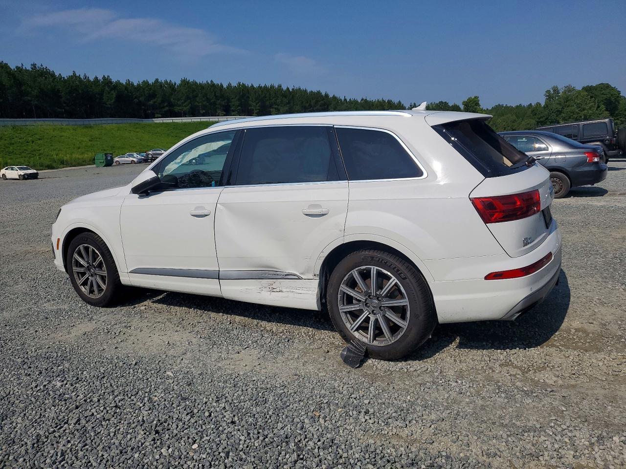 2018 Audi Q7 Prestige - Image 2