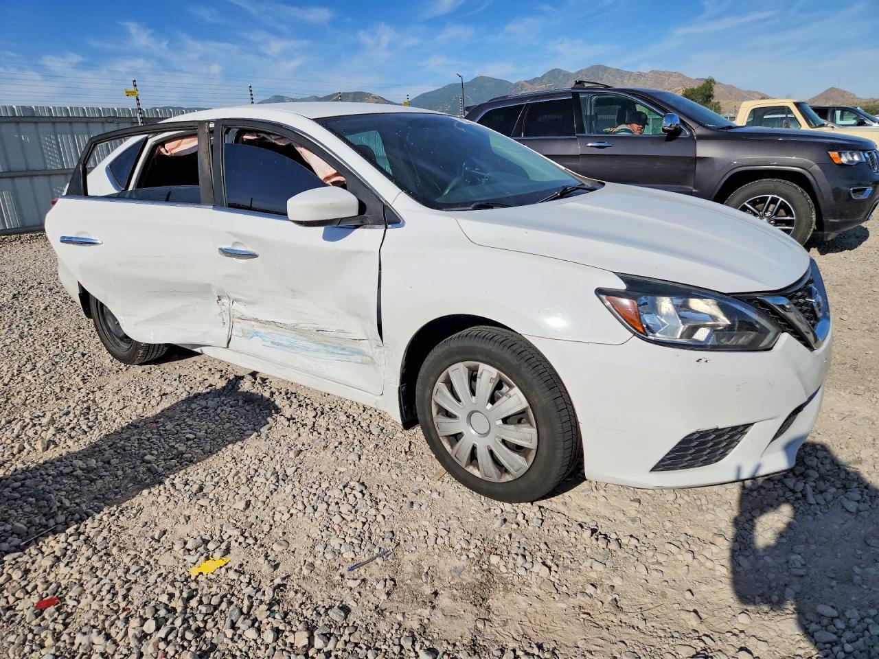2019 Nissan Sentra S - Image 4