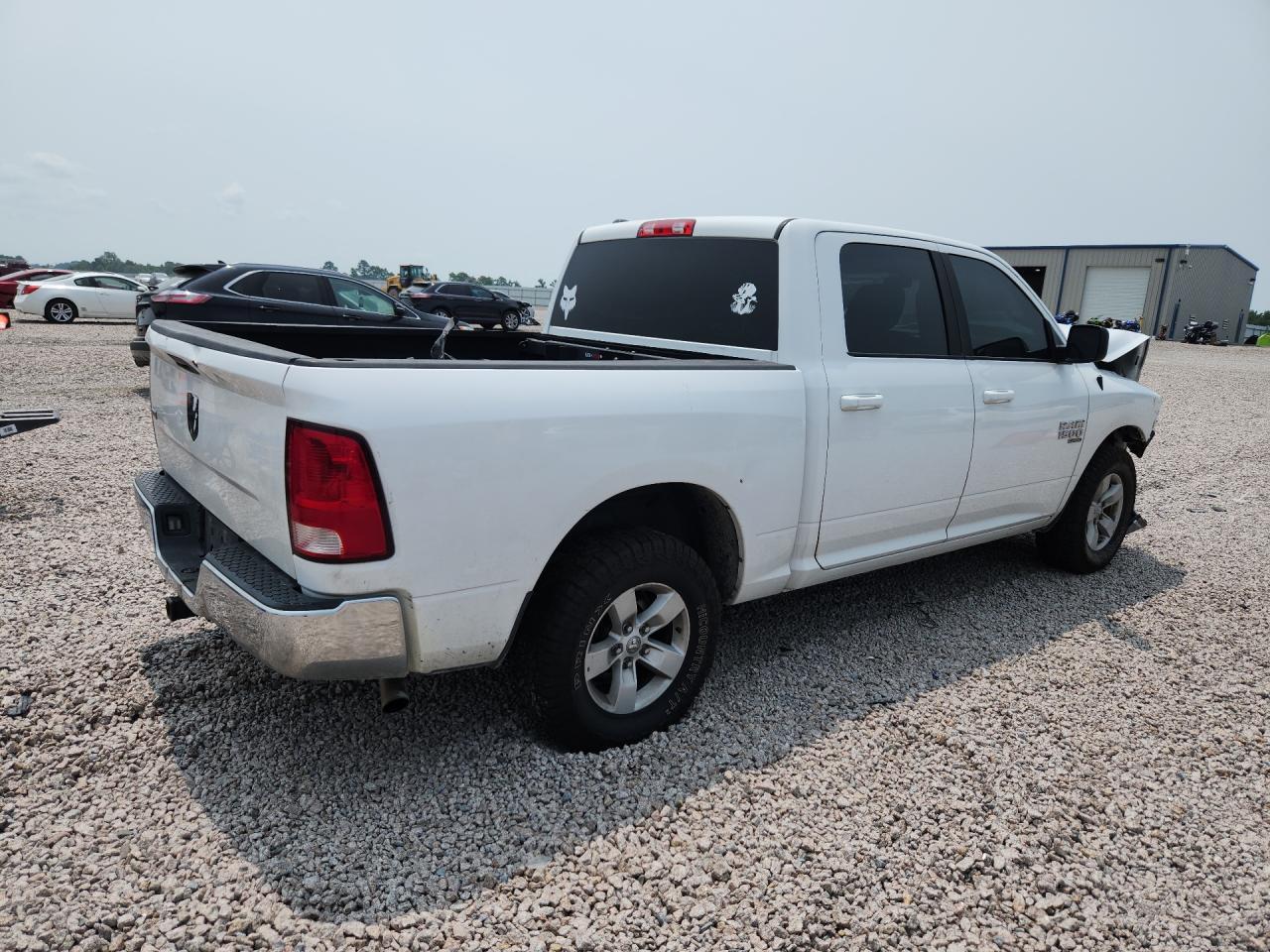 2021 Ram 1500 Classic Slt - Фото 3