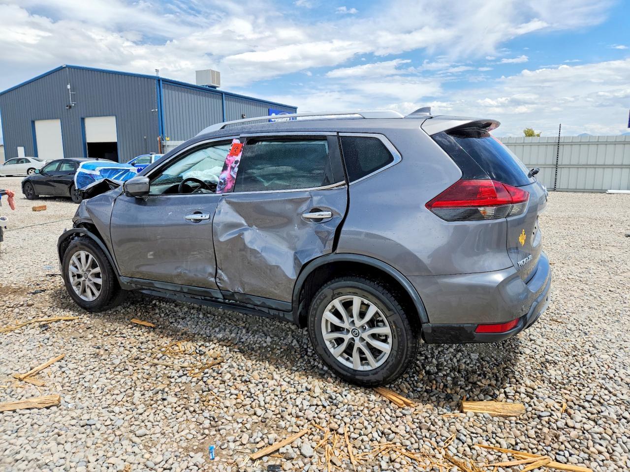 2020 Nissan Rogue Sv - Фото 2