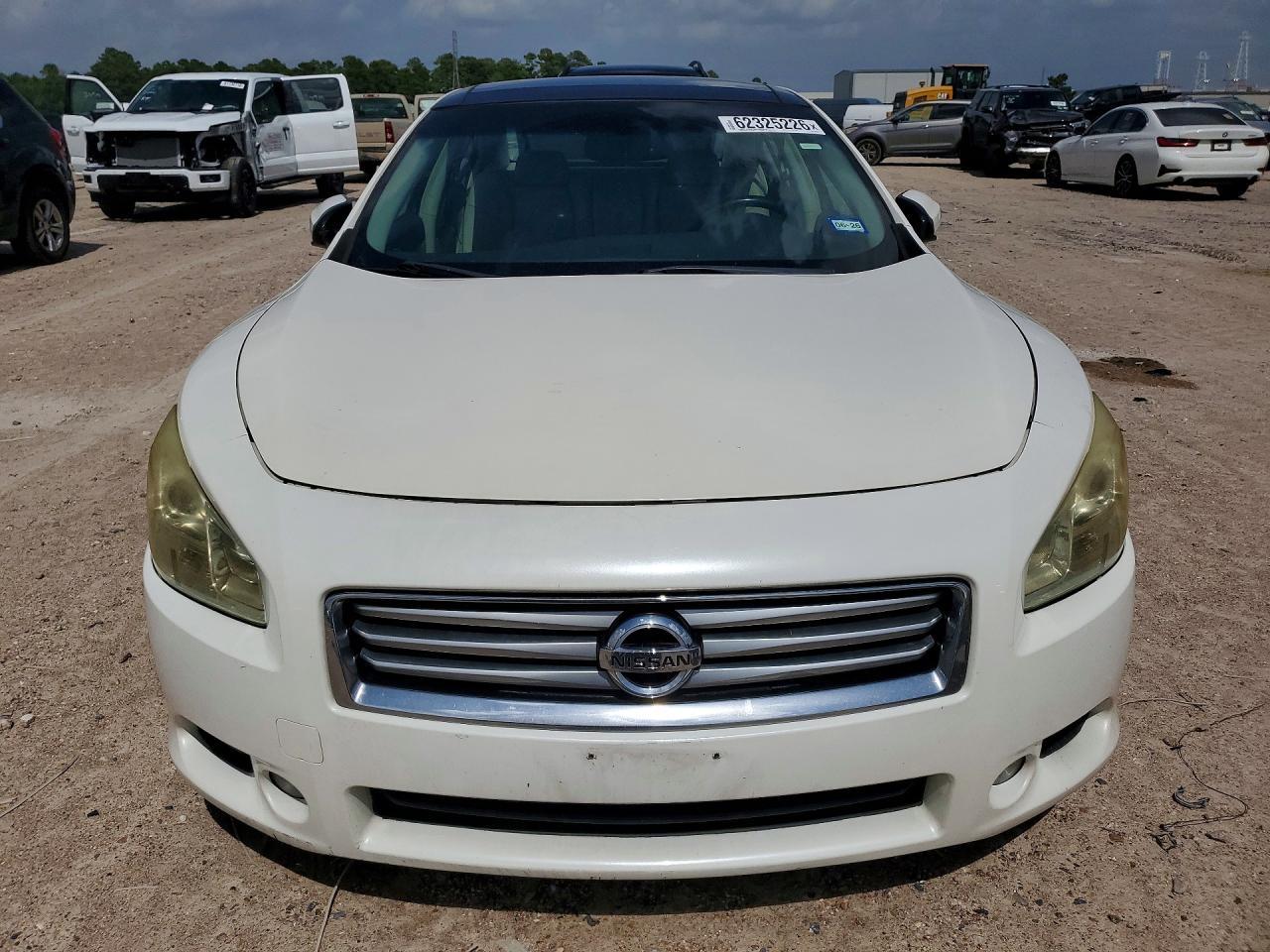 2013 Nissan Maxima - Image 5