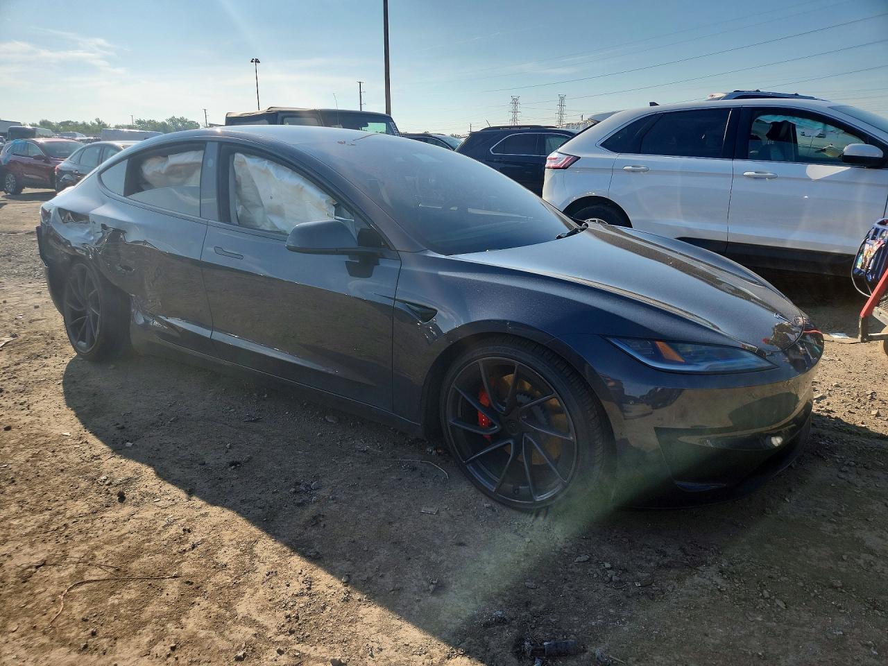 2024 Tesla Model 3 - Фото 4