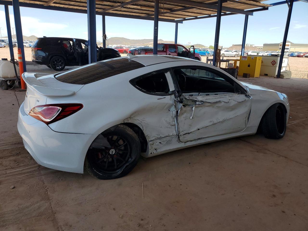 2016 Hyundai Genesis Coupe 3.8 Ultimate - Фото 3