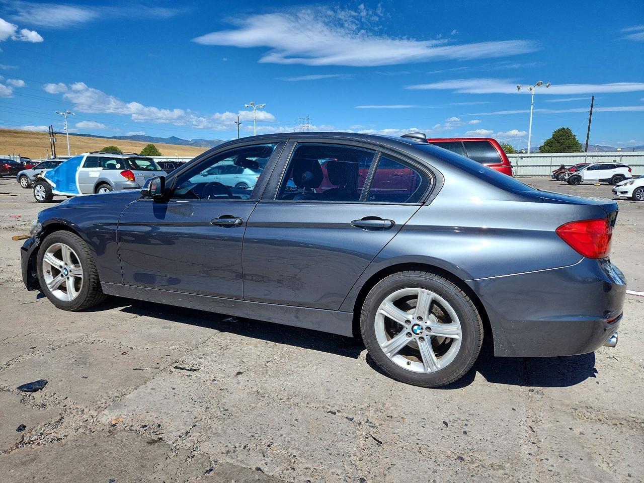 2013 BMW 328 Xi - Image 2