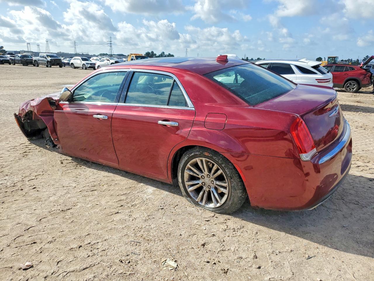 2016 Chrysler 300C - Фото 2