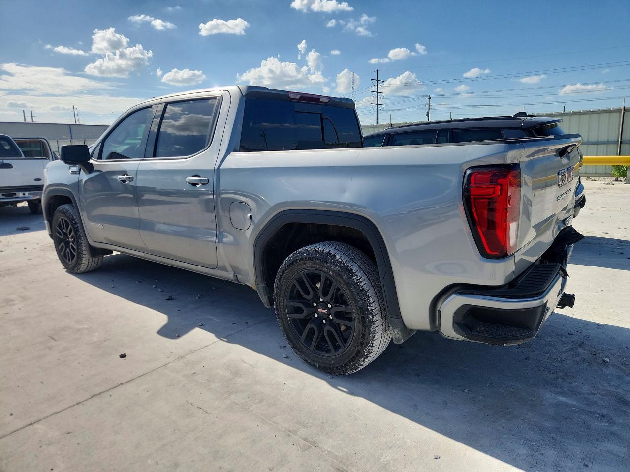 2024 GMC Sierra K1500 Elevation - Фото 2