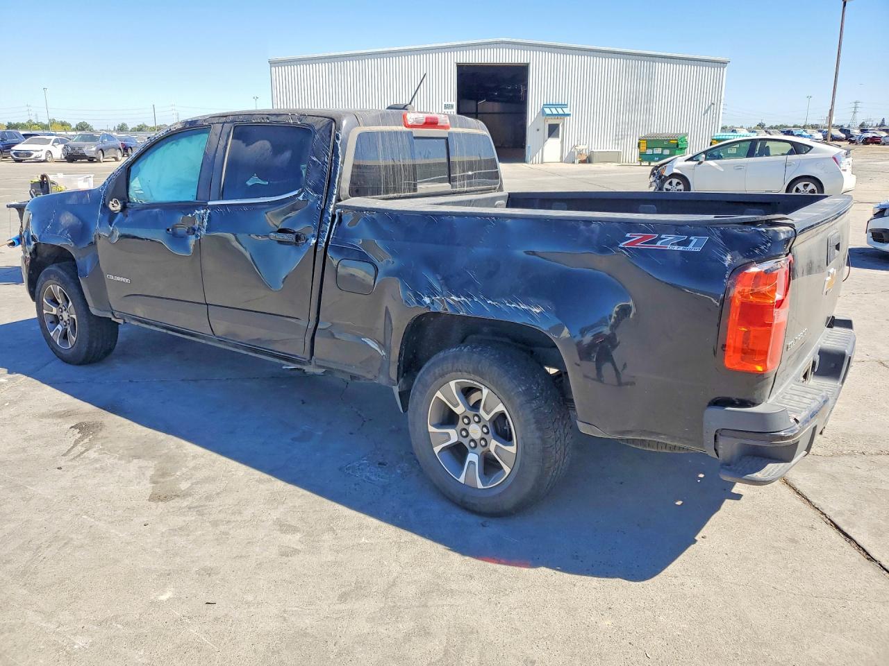 2016 Chevrolet Colorado Z71 - Image 2
