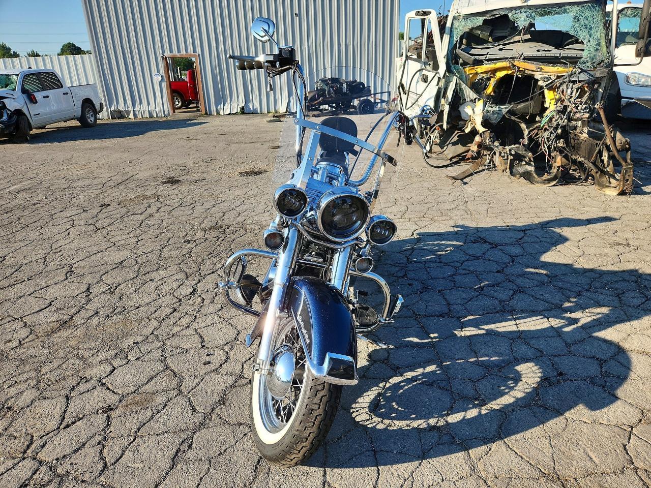 2014 Harley-Davidson Flstc Heritage Softail Classic - Image 2