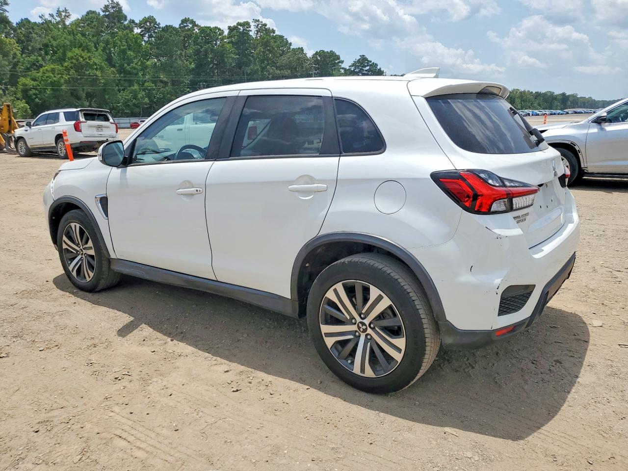 2021 Mitsubishi Outlander Sport Es - Фото 2