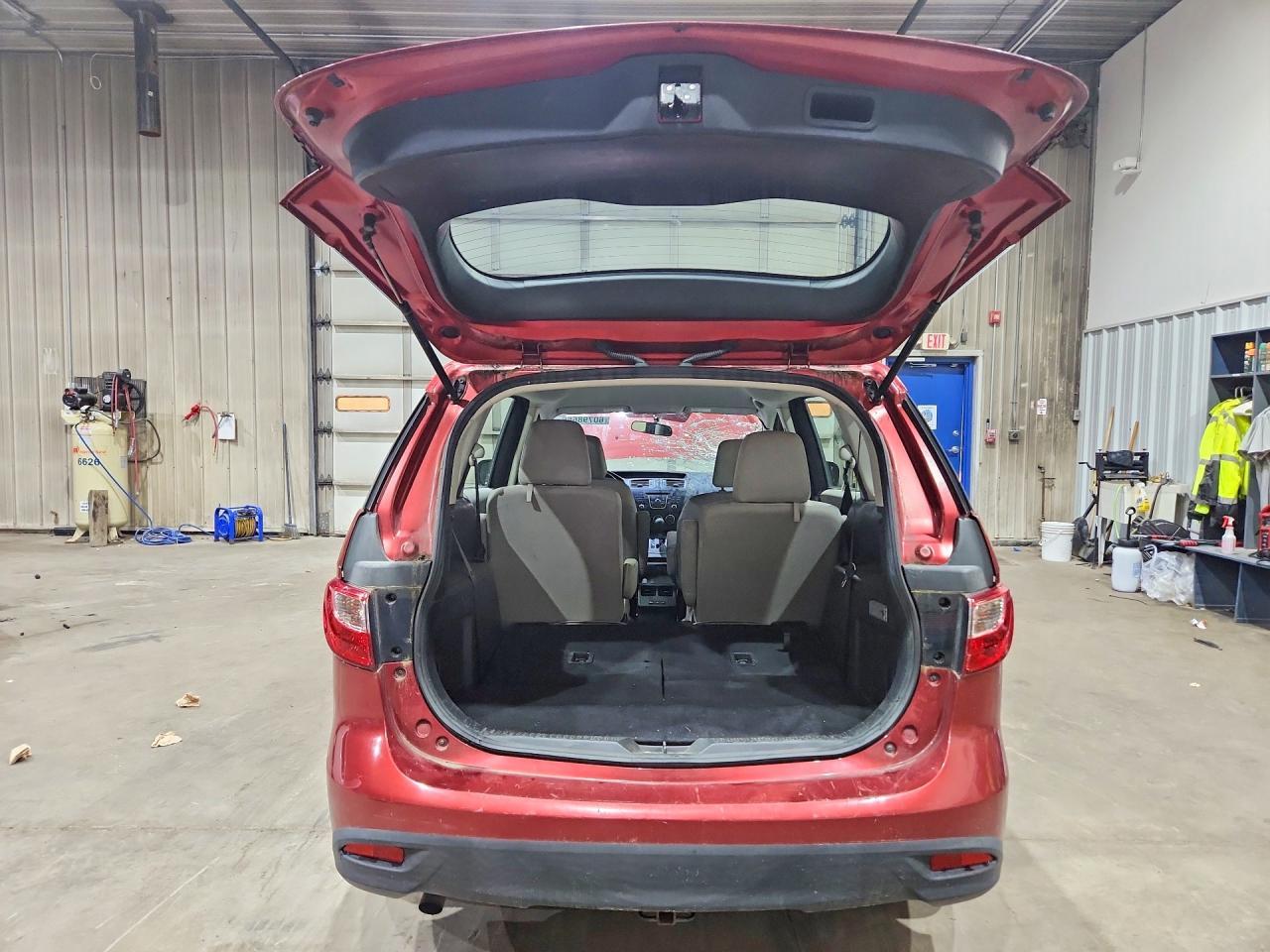 2013 Mazda 5 - Фото 6