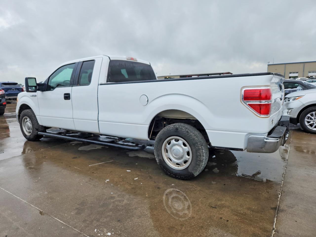 2010 Ford F150 Super Cab - Фото 2