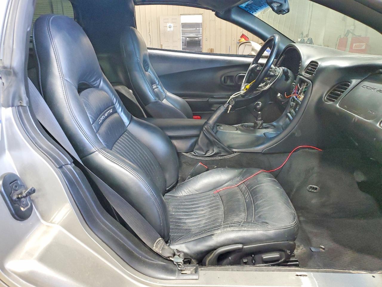 2001 Chevrolet Corvette - Image 7