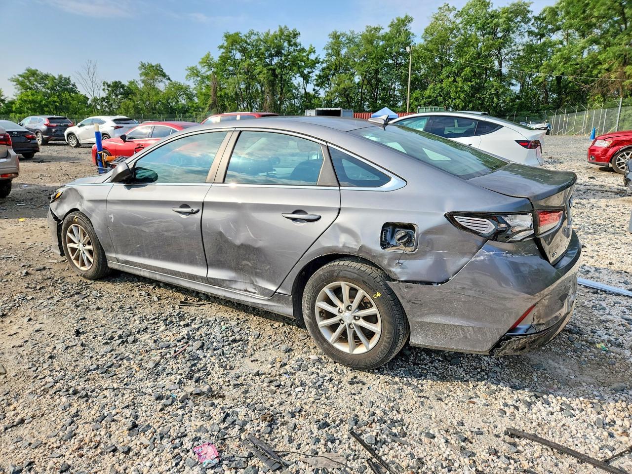 2019 Hyundai Sonata Se - Image 2