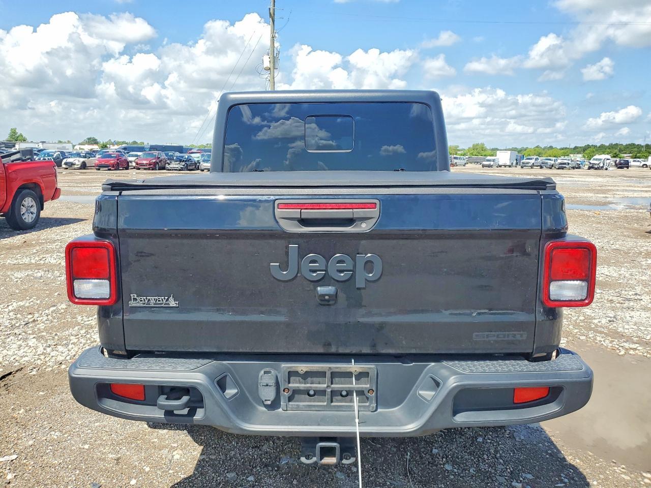 2020 Jeep Gladiator Sport - Фото 6