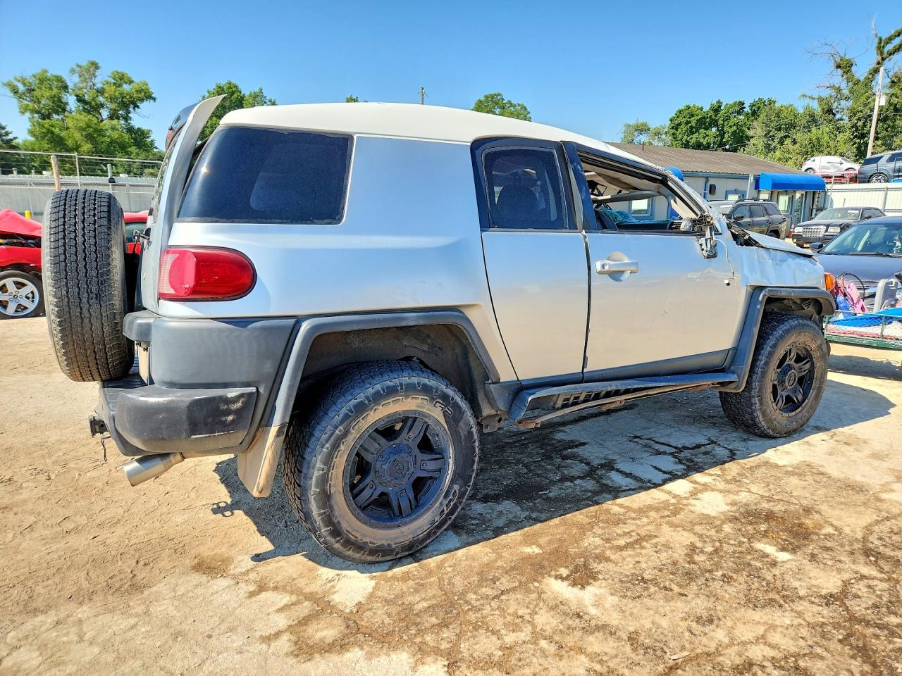 2007 Toyota Fj Cruiser Base - Image 3