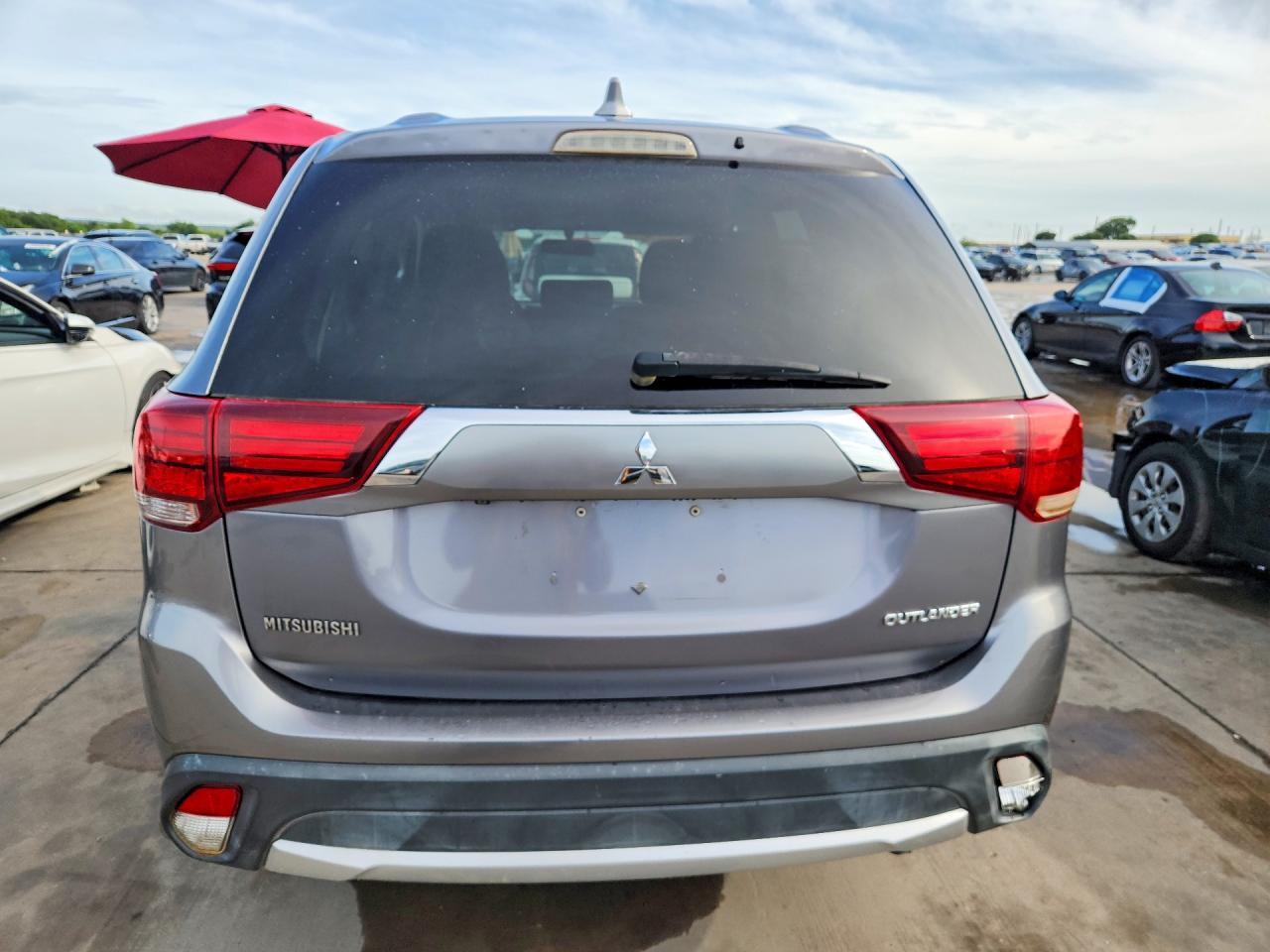 2018 Mitsubishi Outlander Es - Фото 6