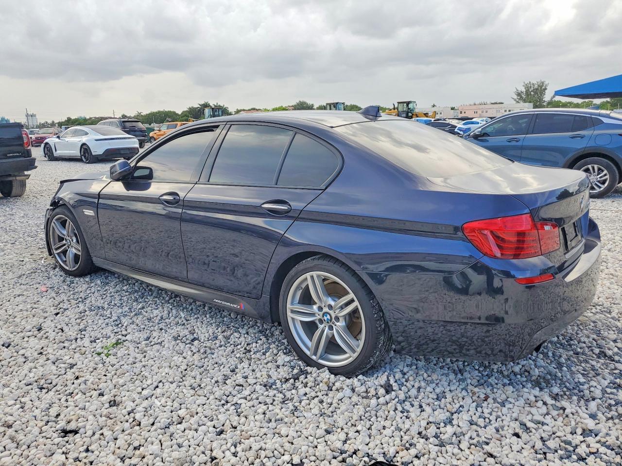 2014 BMW 535 I - Image 2