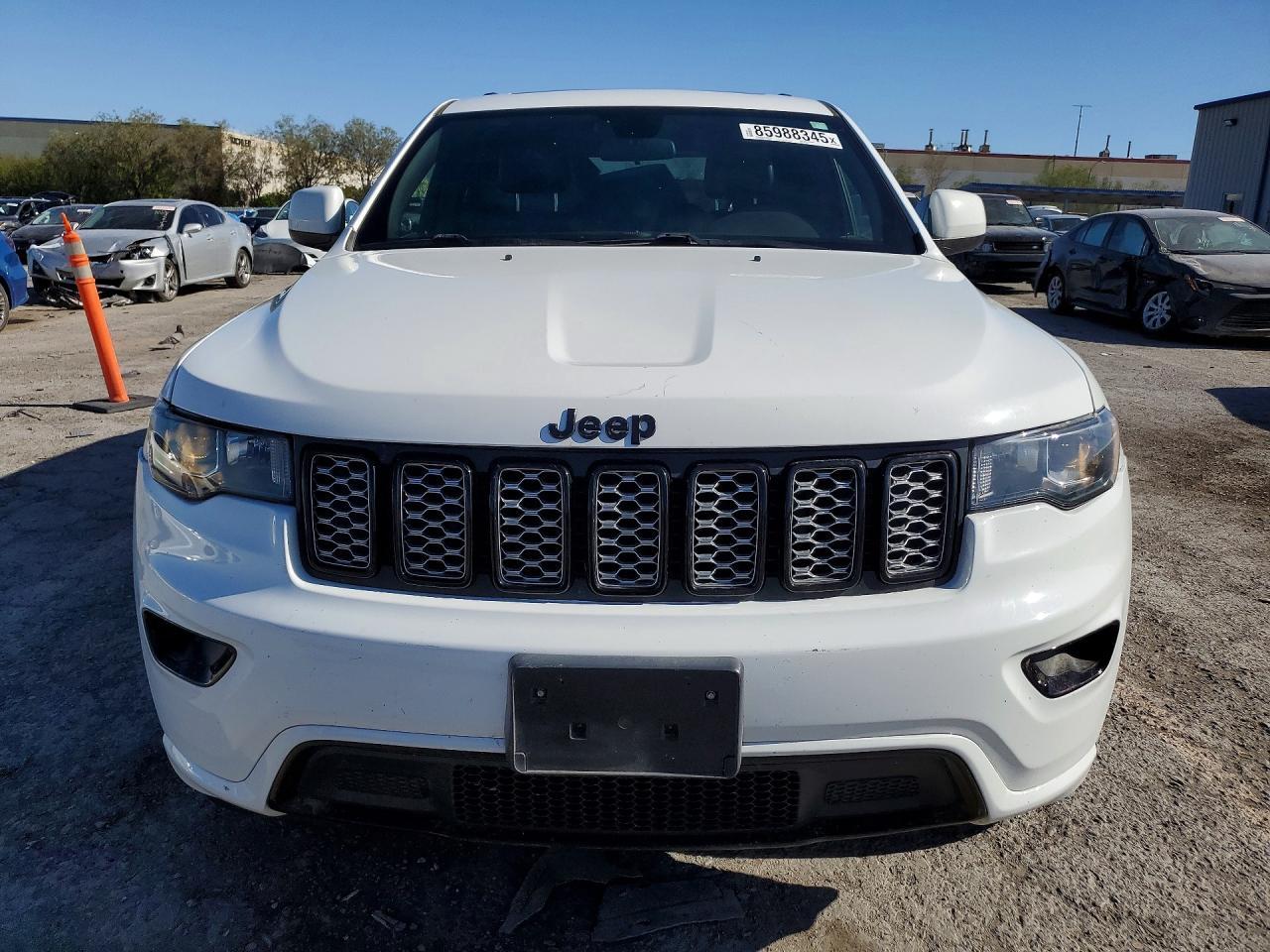 2021 Jeep Grand Cherokee Laredo - Image 5