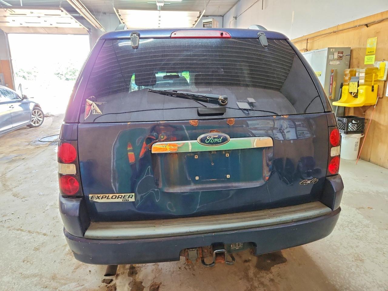 2008 Ford Explorer - Image 6