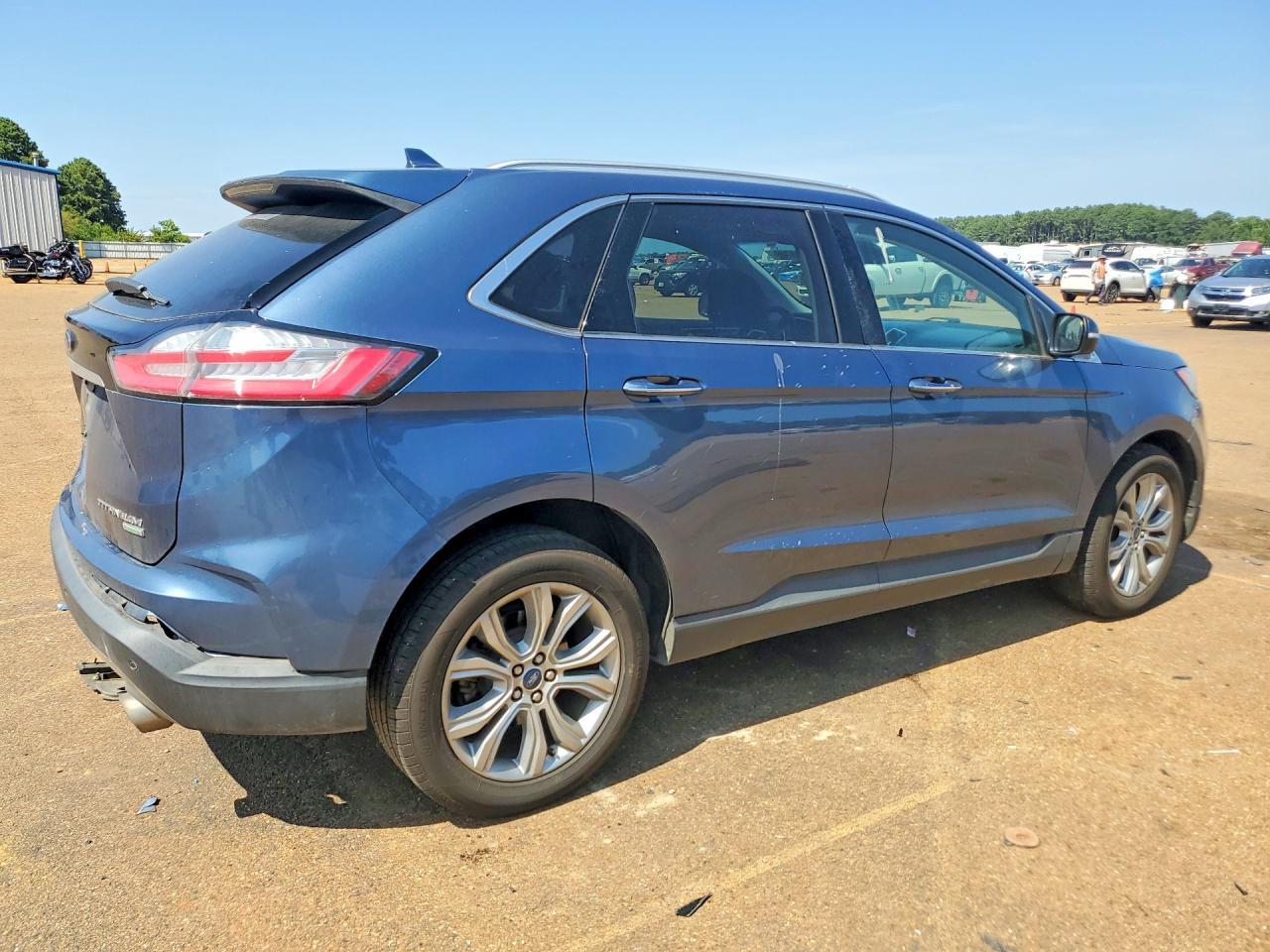 2019 Ford Edge Titanium - Фото 3
