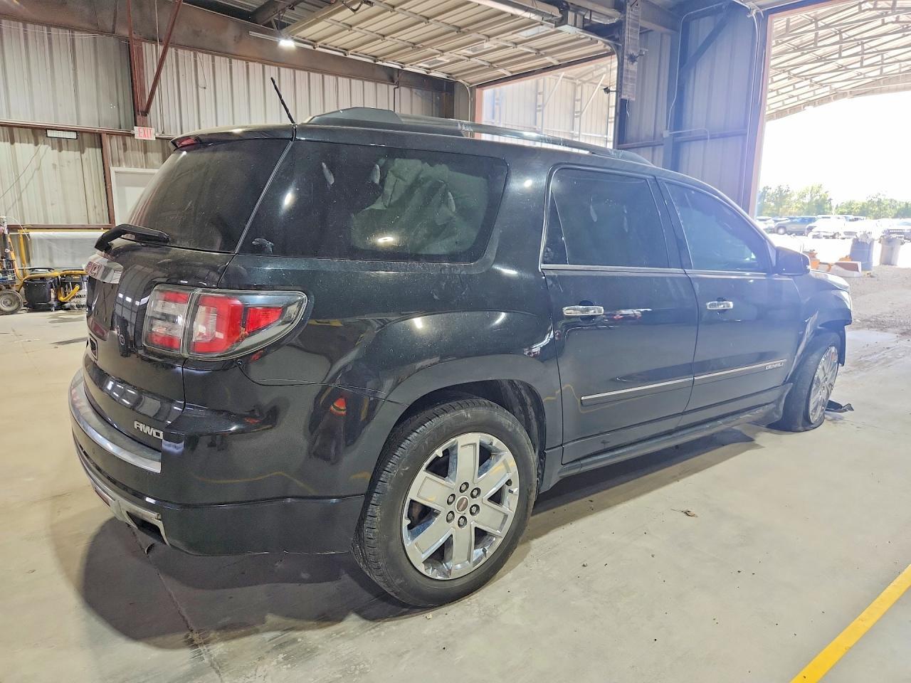 2015 GMC Acadia Denali - Image 3