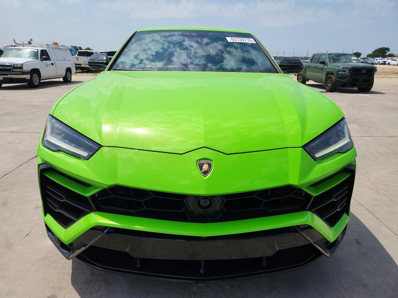 2022 Lamborghini Urus - Фото 5