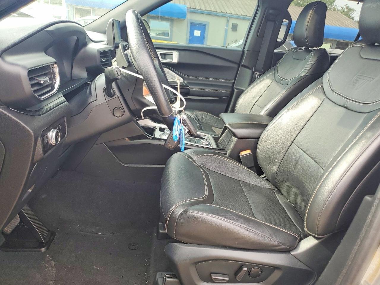 2023 Ford Explorer St - Image 7