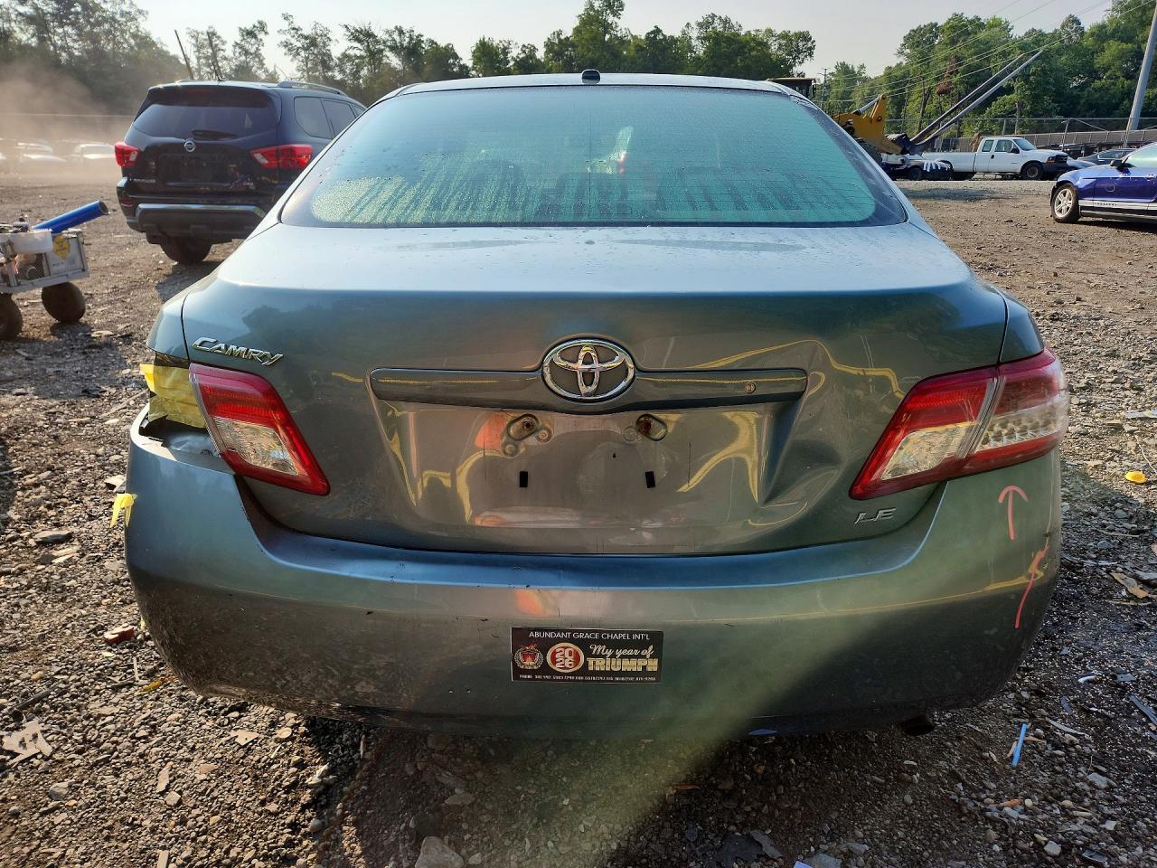 2010 Toyota Camry Le - Фото 6
