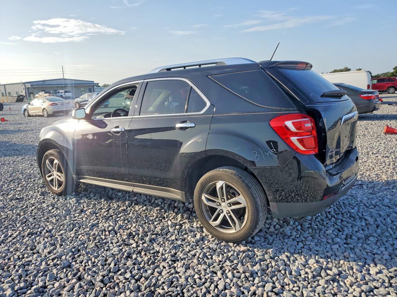 2017 Chevrolet Equinox Premier - Фото 2