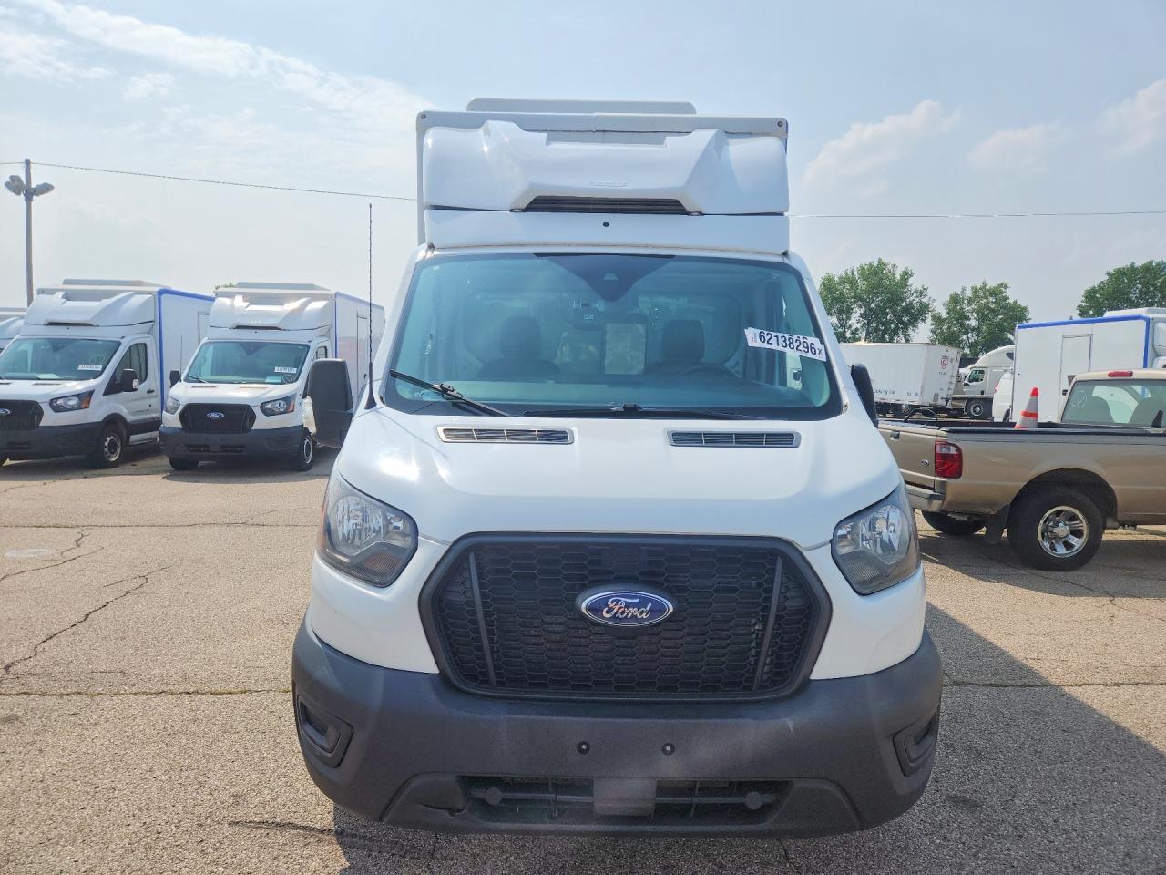 2020 Ford Transit Delivery Truck - Image 5