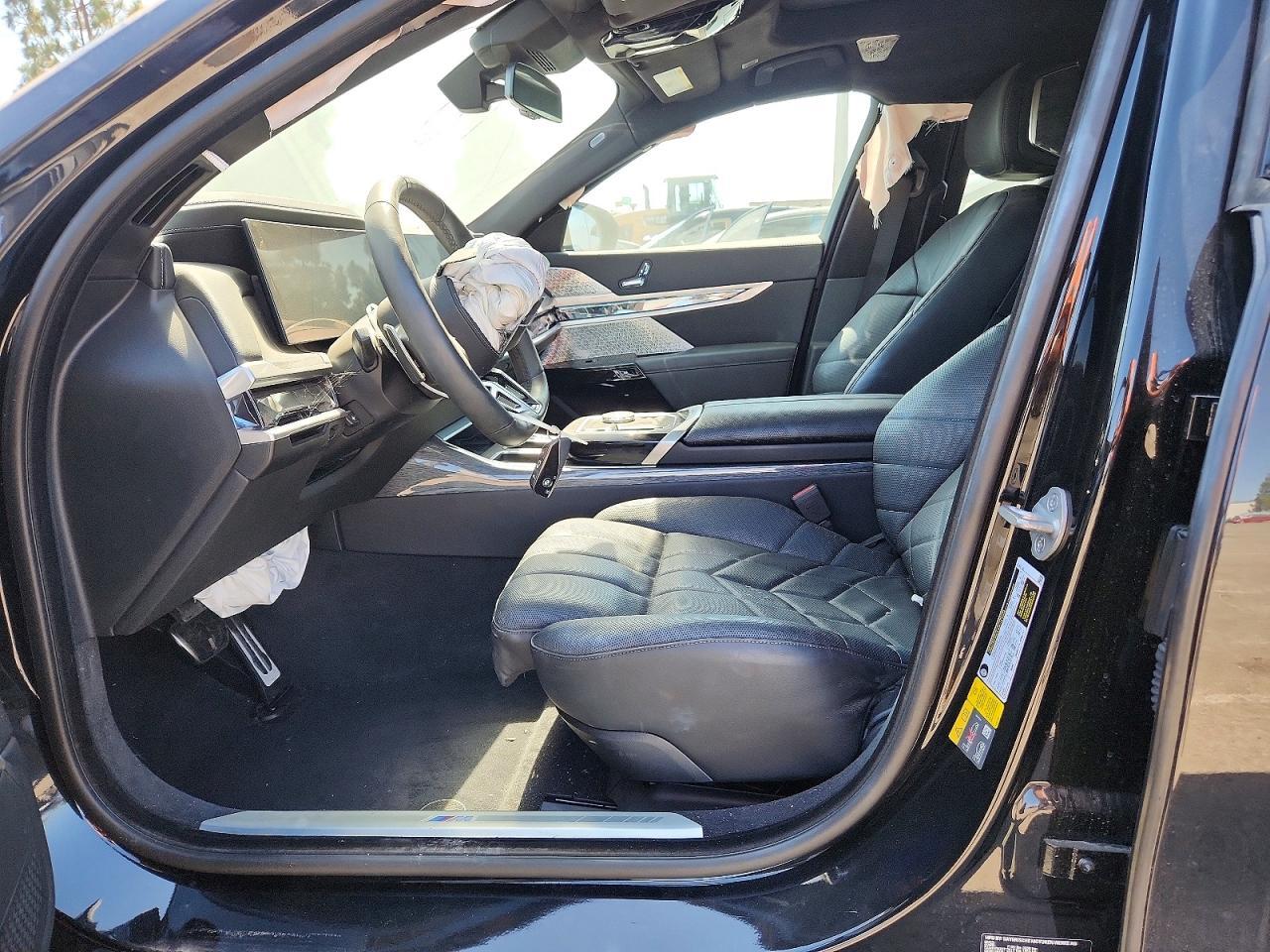 2023 BMW I7 xDrive60 - Фото 7