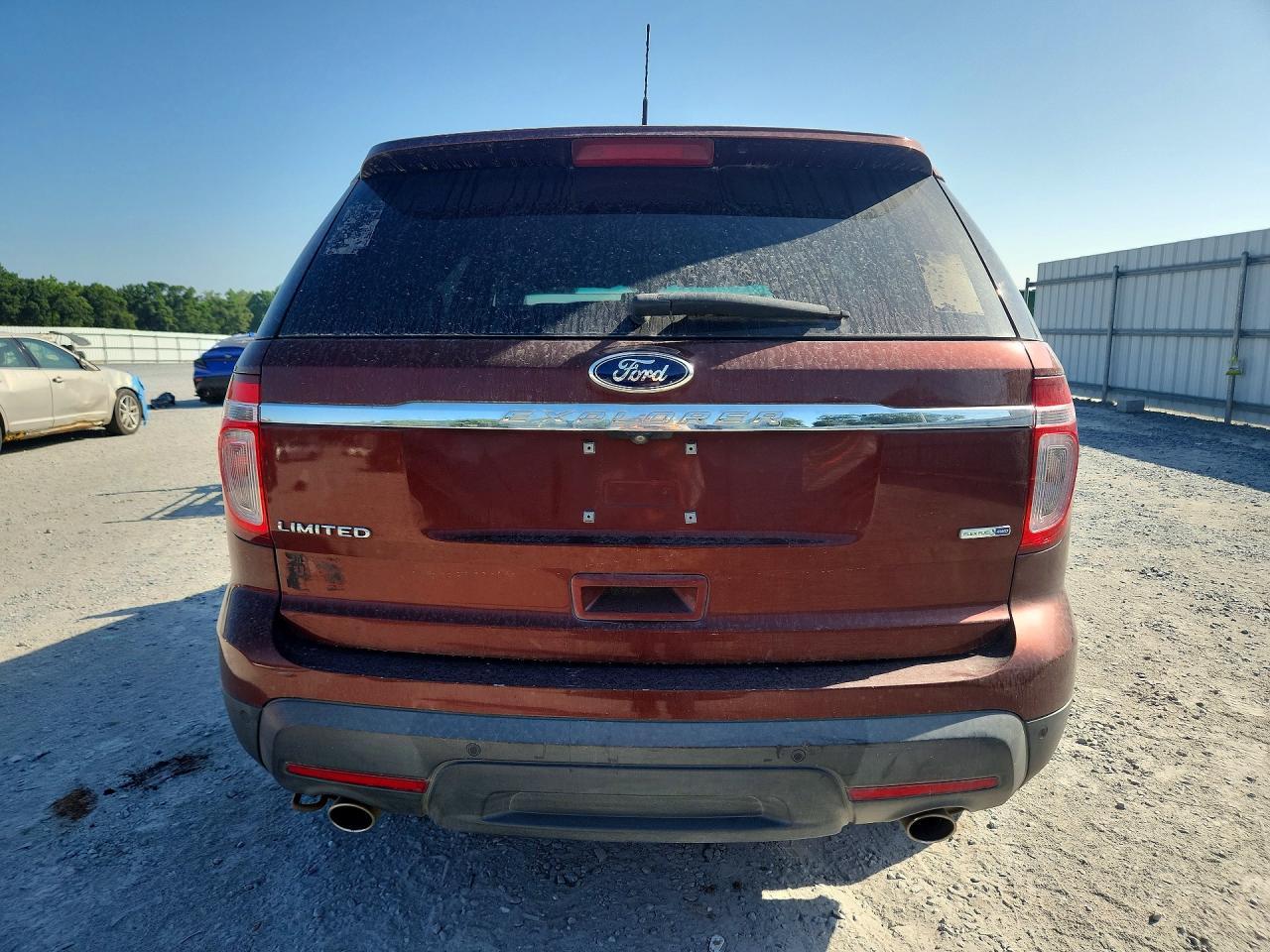 2015 Ford Explorer Limited - Image 6