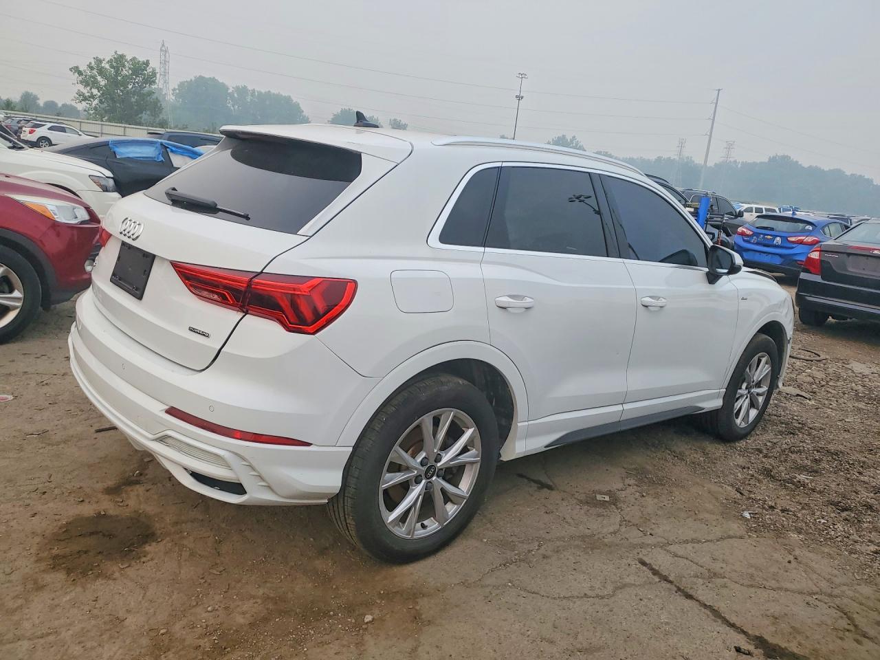 2021 Audi Q3 Premium S Line 45 - Фото 3