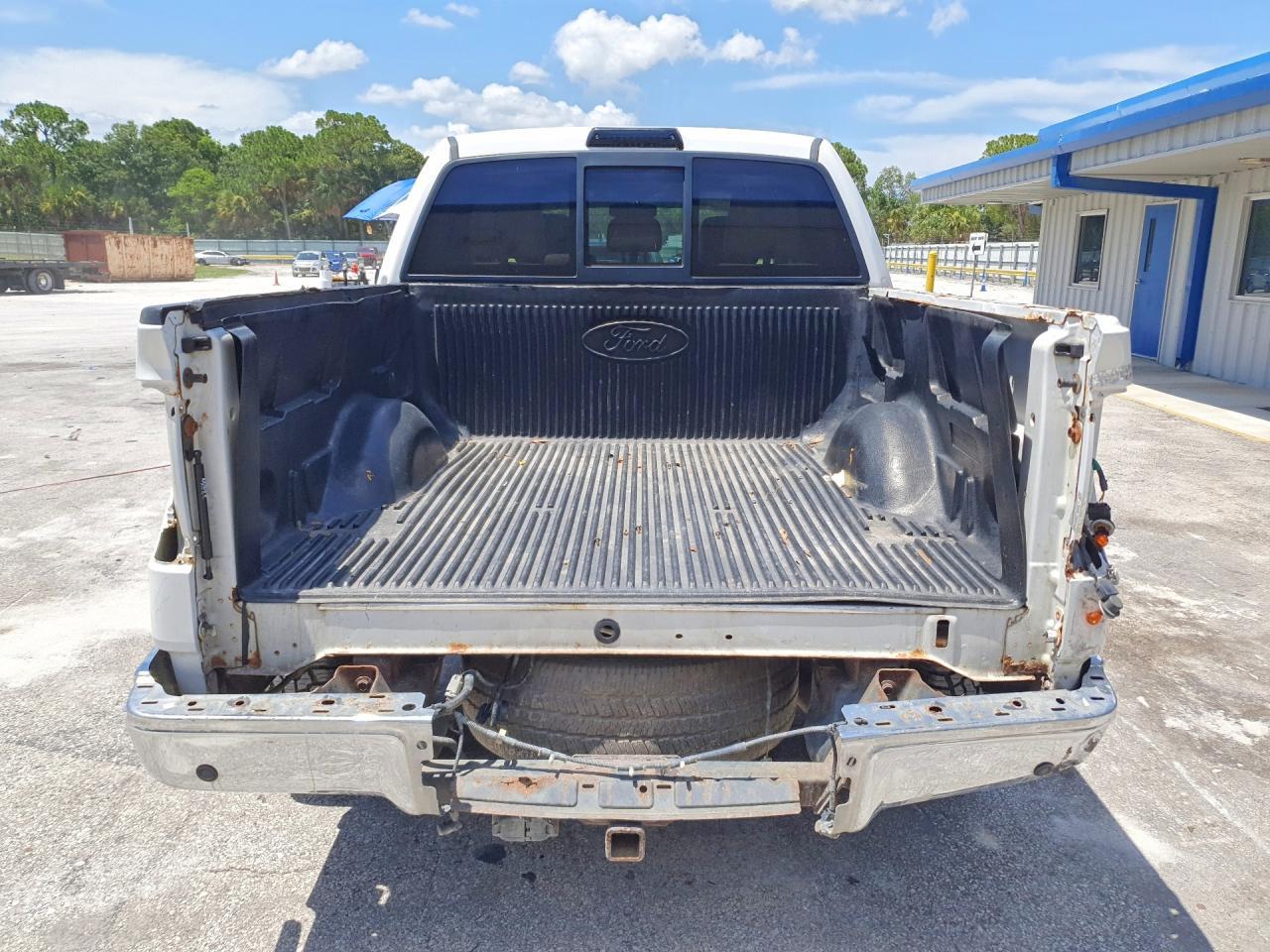 2014 Ford F150 Supercrew - Image 6