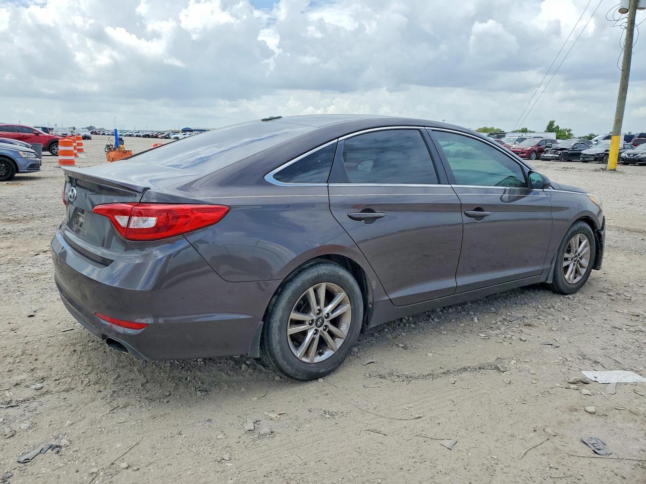 2017 Hyundai Sonata Se - Фото 3