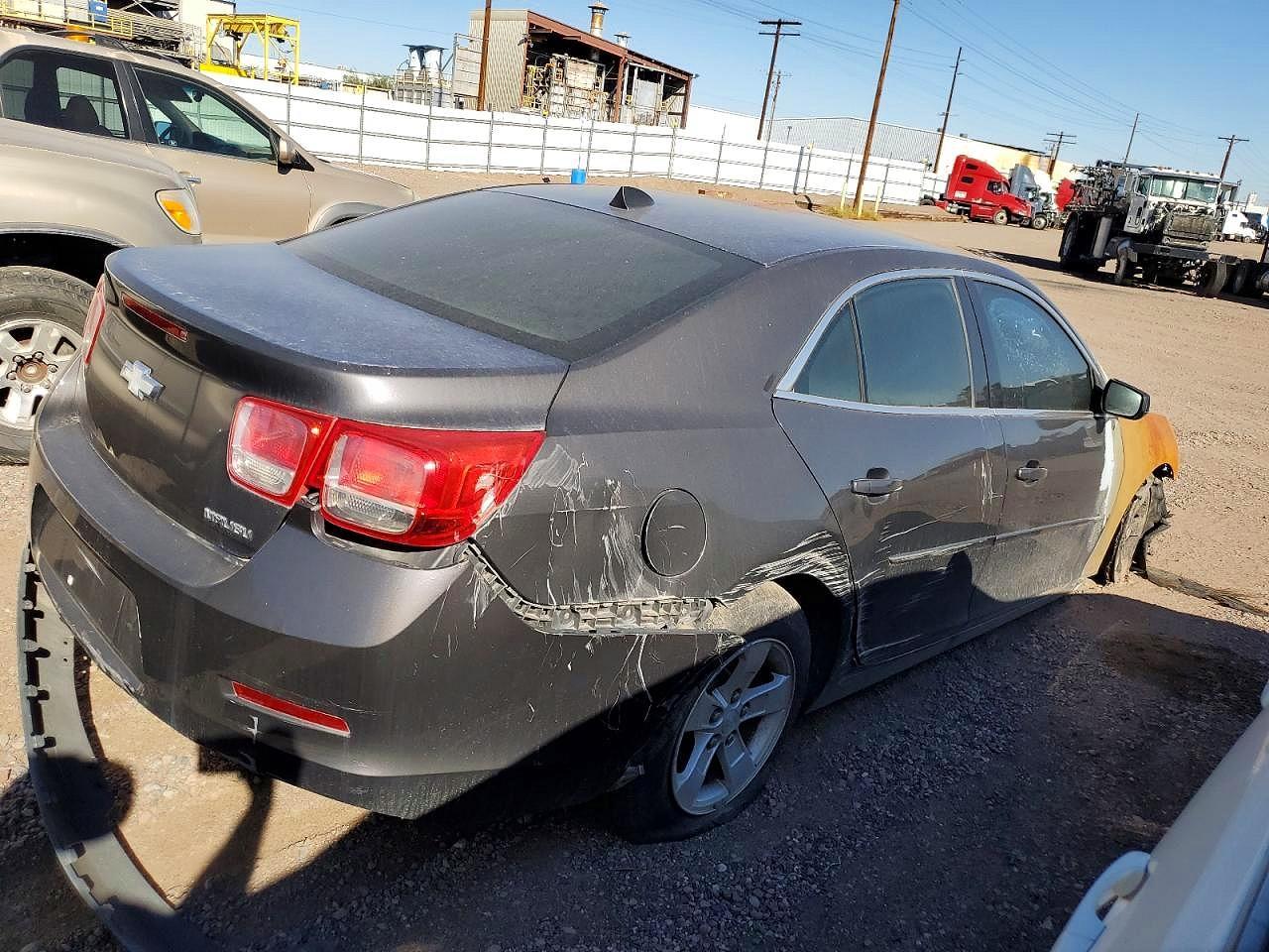 2013 Chevrolet Malibu Ls - Фото 3