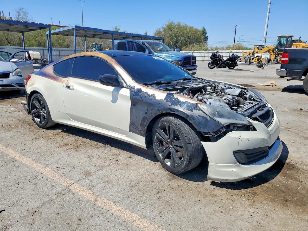 2012 Hyundai Genesis Coupe 2.0T - Фото 4