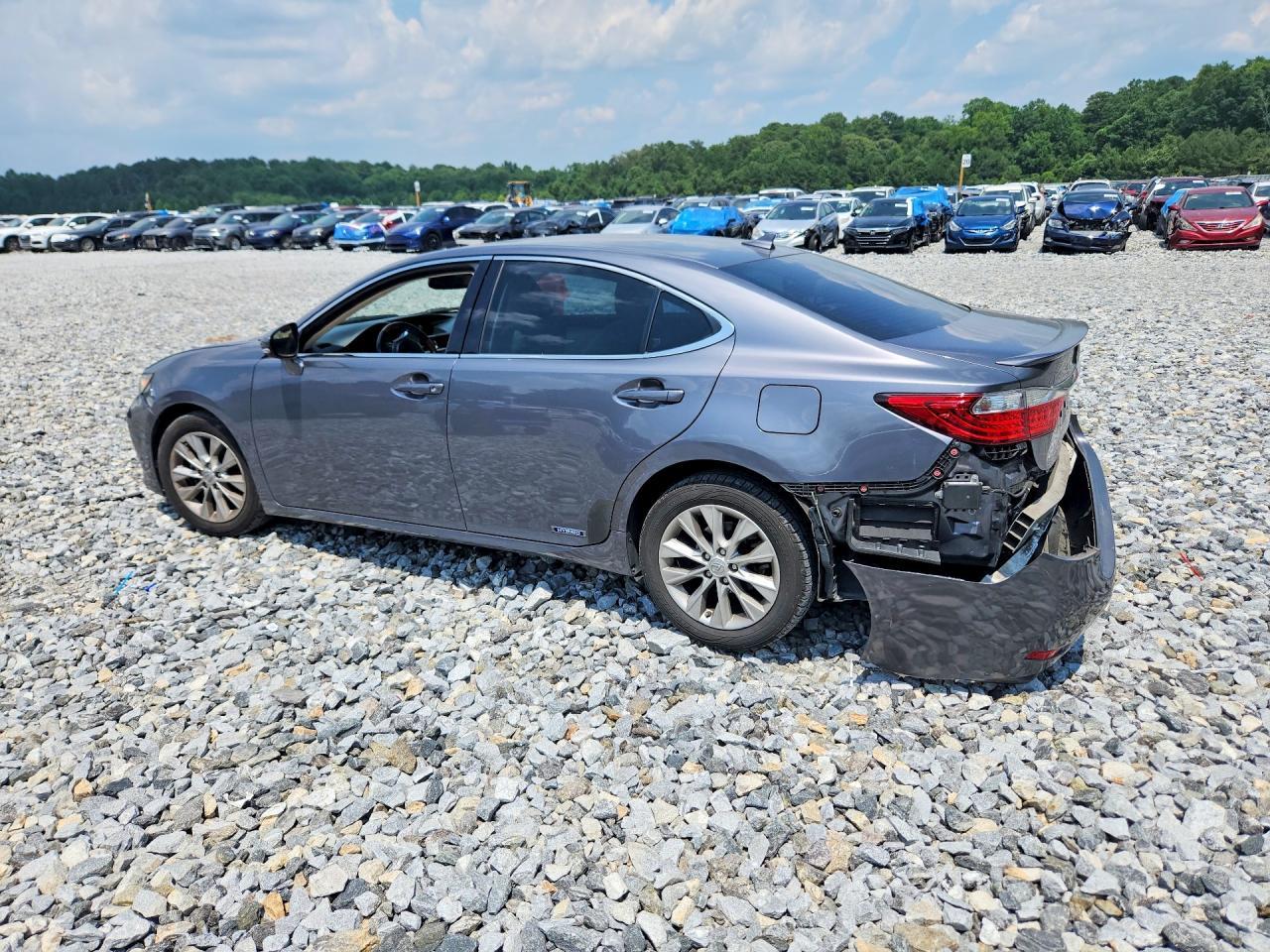 2013 Lexus Es 300H - Image 2