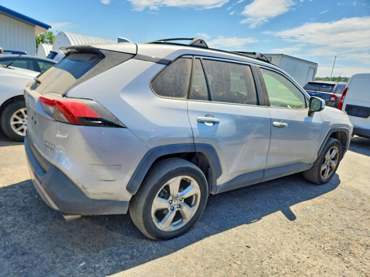 2020 Toyota Rav4 Limited - Фото 3