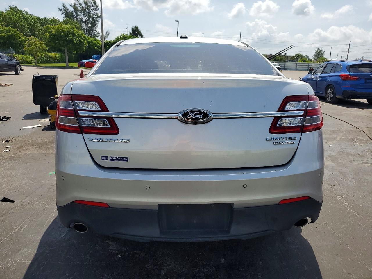 2013 Ford Taurus Limited - Фото 6